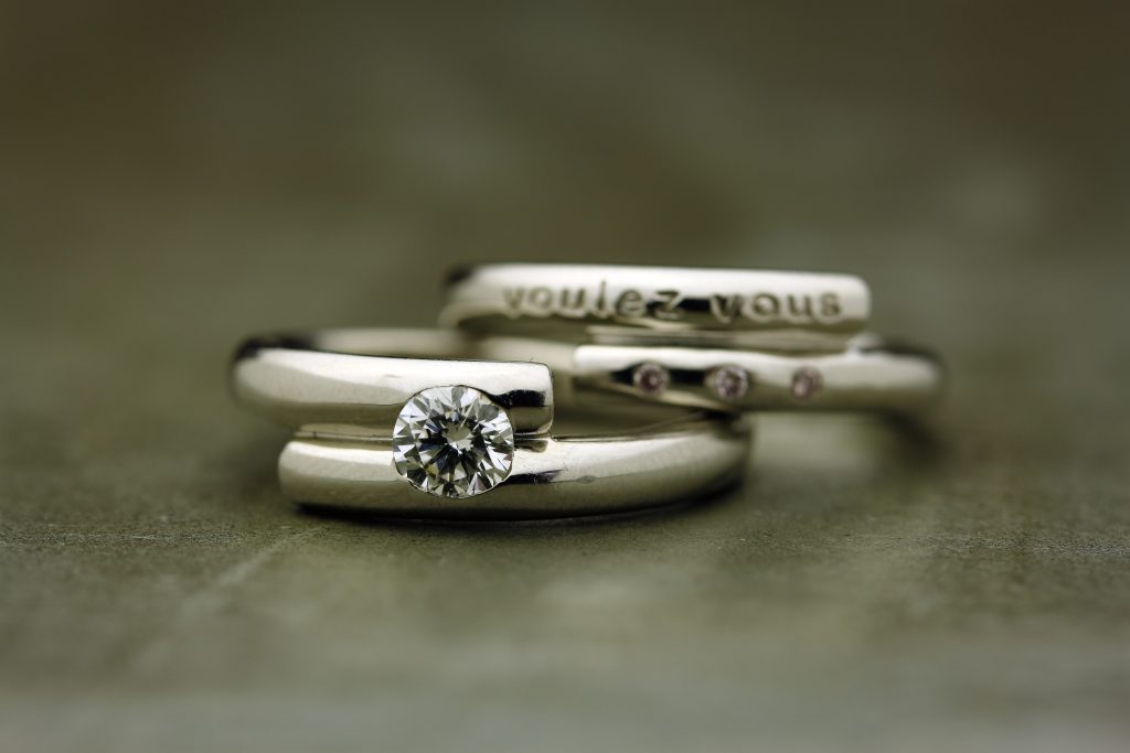 神戸の結婚指輪・婚約指輪はvoulez vous| 素朴な上質感のあるロハスなジュエリーブランド