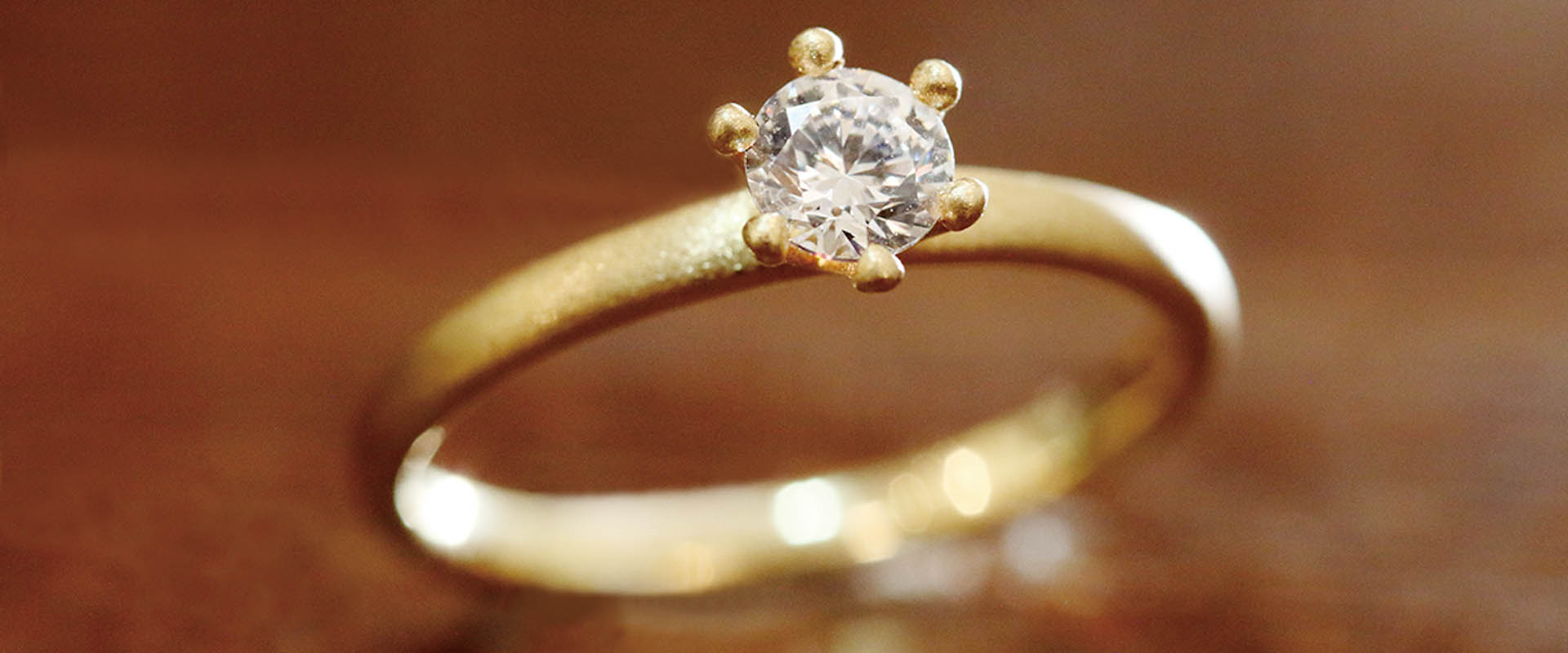 神戸の結婚指輪・婚約指輪は”voulez vous（ヴーレ・ヴー）"| 素朴な上質感のあるロハスなジュエリーブランド