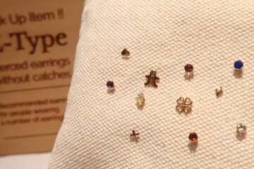 ピアス