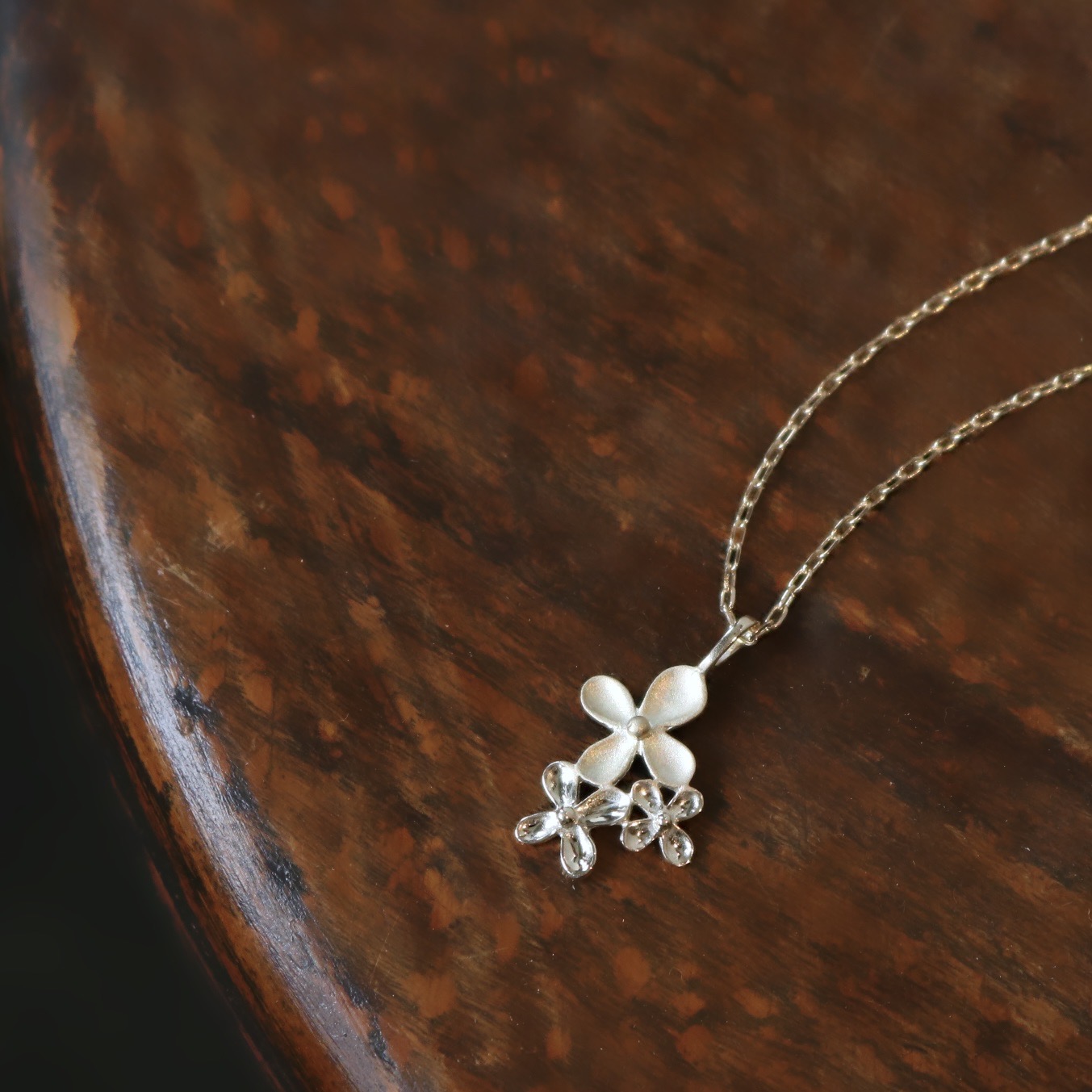 flower pendant