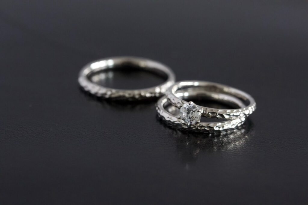神戸の結婚指輪・婚約指輪は”voulez vous（ヴーレ・ヴー）"| 素朴な上質感のあるロハスなジュエリーブランド