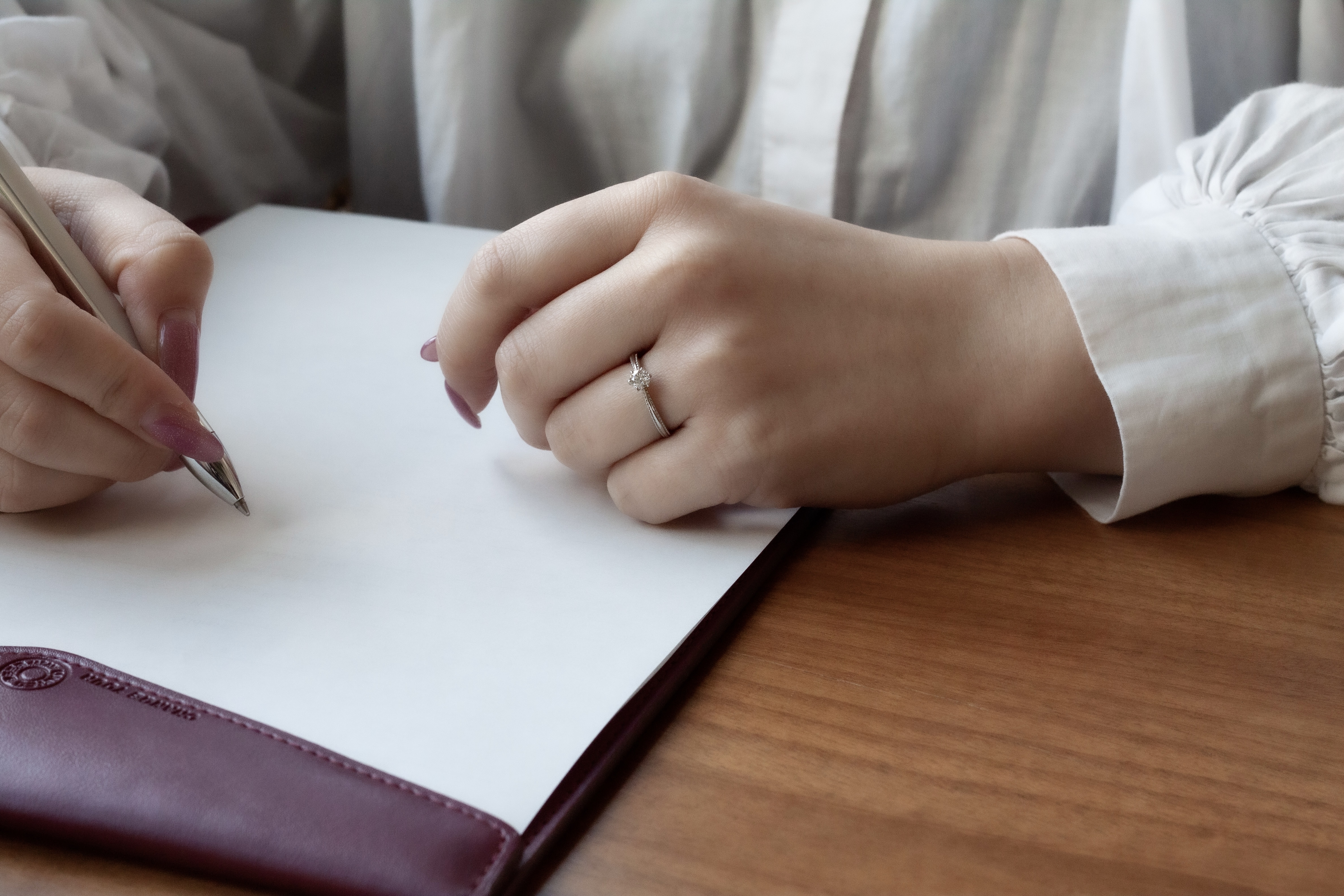 アンティークスタイルが愛らしい雰囲気【Bud】 5 神戸の結婚指輪・婚約指輪は”voulez vous(ヴーレ・ヴー)"| 素朴な上質感のあるロハスなジュエリーブランド